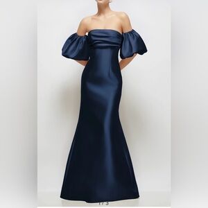 Alfred Sung D885 Off The Shoulder Puff Sleeve Gown, Size 6